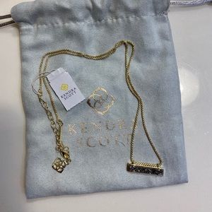 Leanor Gold Pendant Necklace in Gunmetal Drusy